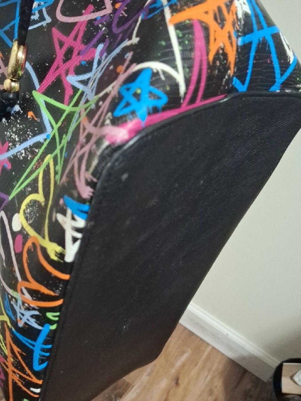 Betsey Johnson Black Multicolor Graffiti Heart Tote - Picture 7 of 15